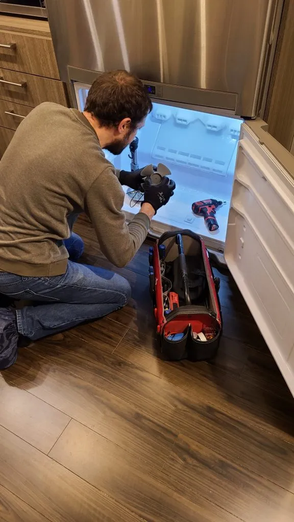 Vancouver Fridge Repair Technicians