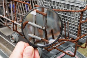 removing rust from dishwasher