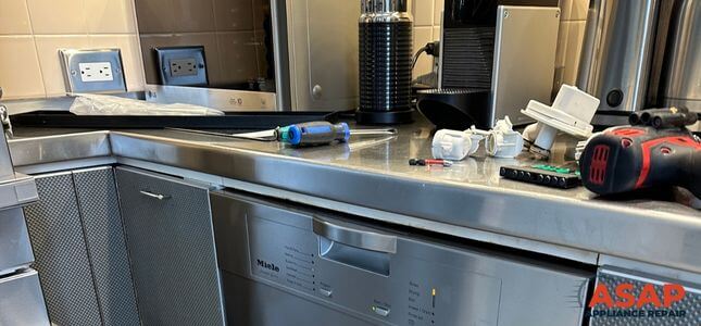 Miele Dishwasher - repair in North Vancouver